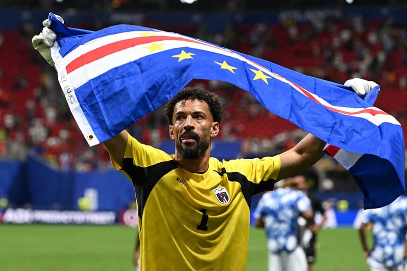 Vozinha frena a España y brilla en el Mundial, pero la visa dejó a su madre fuera imagen del post