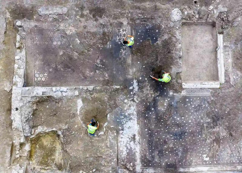 Una excavación ilegal destapa una lujosa villa imperial romana en Castel di Guido, cerca de Roma imagen del post