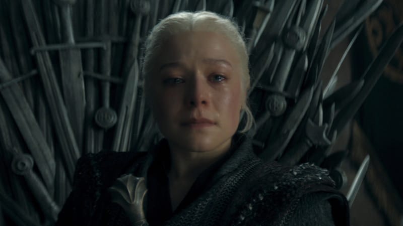 House of the Dragon 3x02: Rhaenyra toma el Trono de Hierro, cae Otto Hightower y Aemond queda al borde de la muerte imagen del post