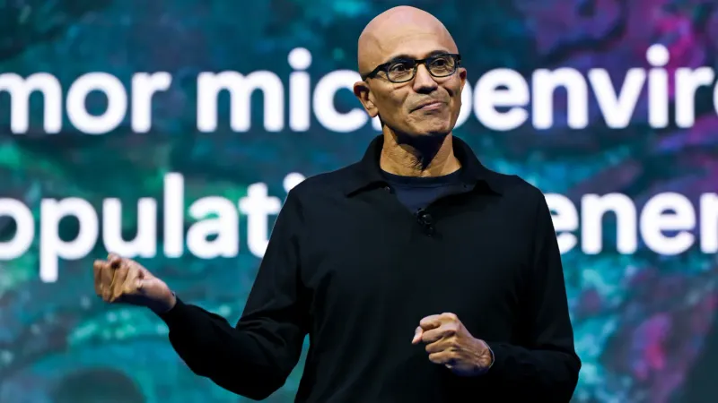 Nadella tacha a Claude Fable 5 de "controlado editorialmente" por sus rechazos imagen del post