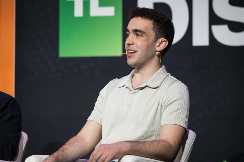 Fizz acusa a un socio de Maveron de filtrar datos confidenciales a Sidechat imagen del post