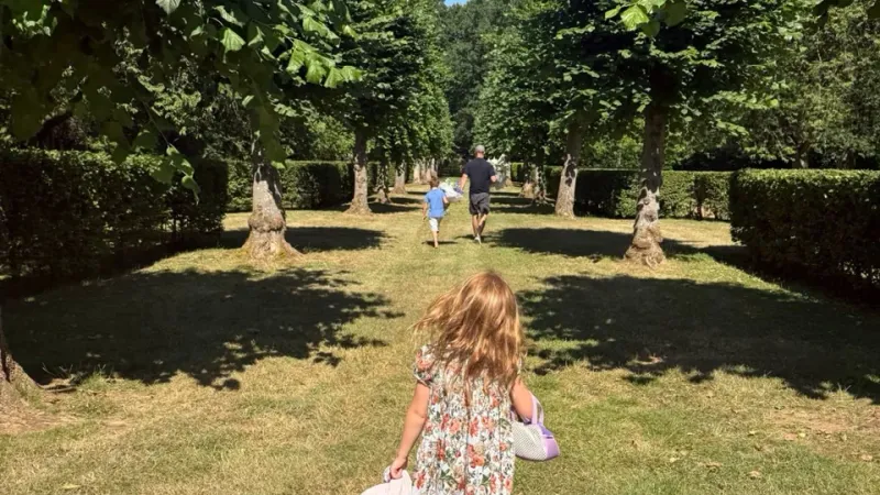 Archie y Lilibet en Althorp: qué muestra la foto de Meghan y qué sigue sin confirmarse imagen del post