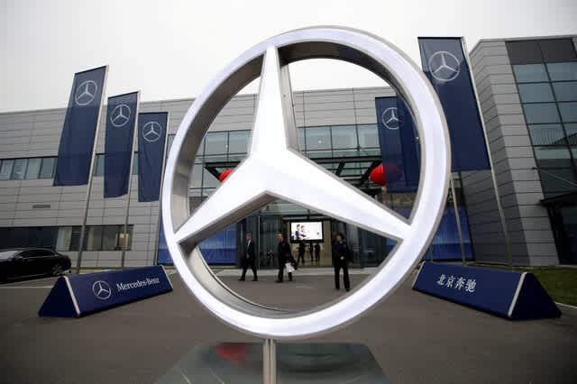 Ventas de autos de Mercedes-Benz caen un 8% en el segundo trimestre de 2026 ante un desplome del 30% en China