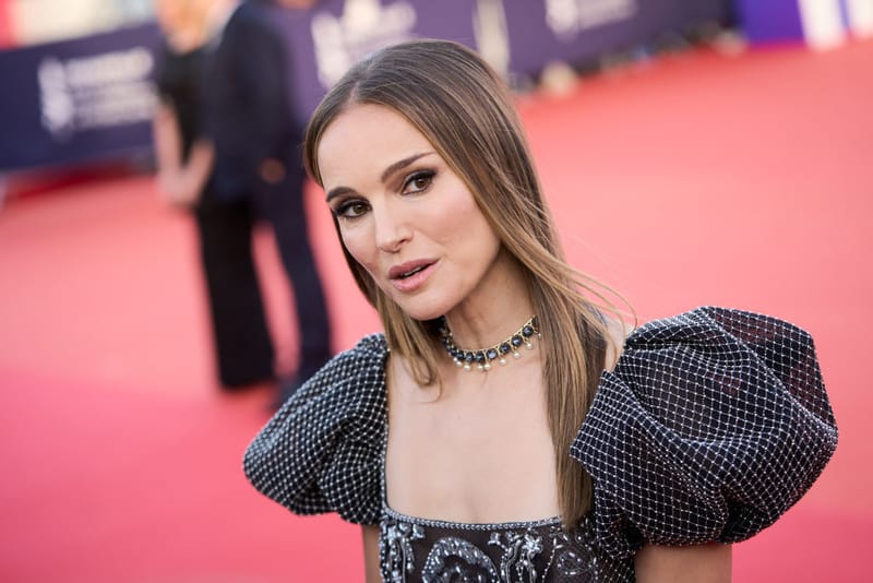Posible retrato literario de Natalie Portman en la nueva novela de Rachel Cusk