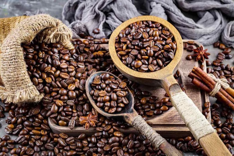 Los futuros del café arábica se disparan más de un 16% por temor a heladas en Brasil