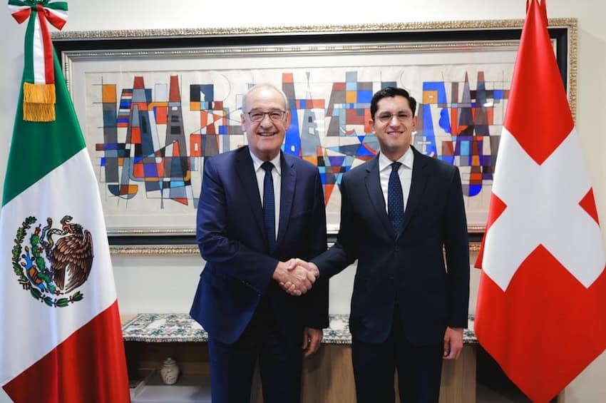 México y Suiza firman acuerdos comerciales por 2,100 millones de dólares