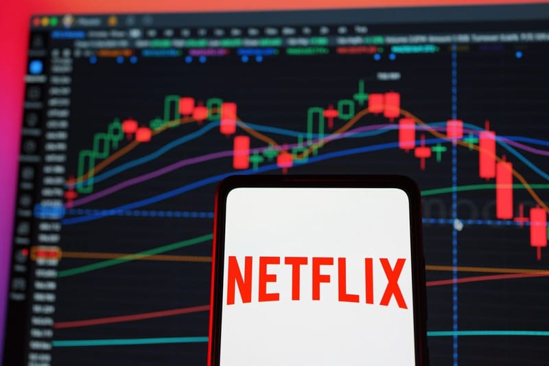 Netflix cae a su nivel más bajo en 52 semanas tras un pronóstico débil para el tercer trimestre.