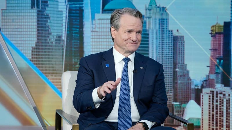 Brian Moynihan, CEO de Bank of America, se une a las advertencias de Wall Street sobre los riesgos de la IA Claude Mythos.