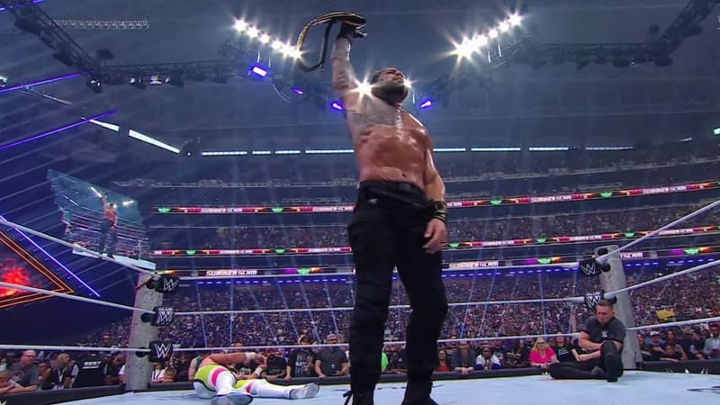 Roman Reigns vence a Seth Rollins y cierra SummerSlam con un gesto de The Shield imagen del post