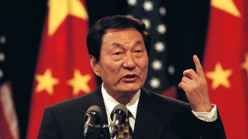Muere Zhu Rongji a los 97 años: El "zar de la economía" que hizo de China una potencia imagen del post