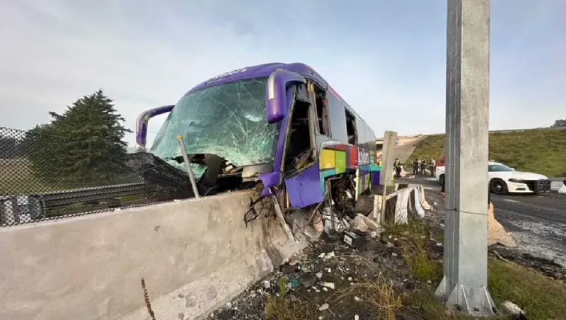 Autopista Arco Norte: choque de autobús deja 33 lesionados en Atlacomulco imagen del post