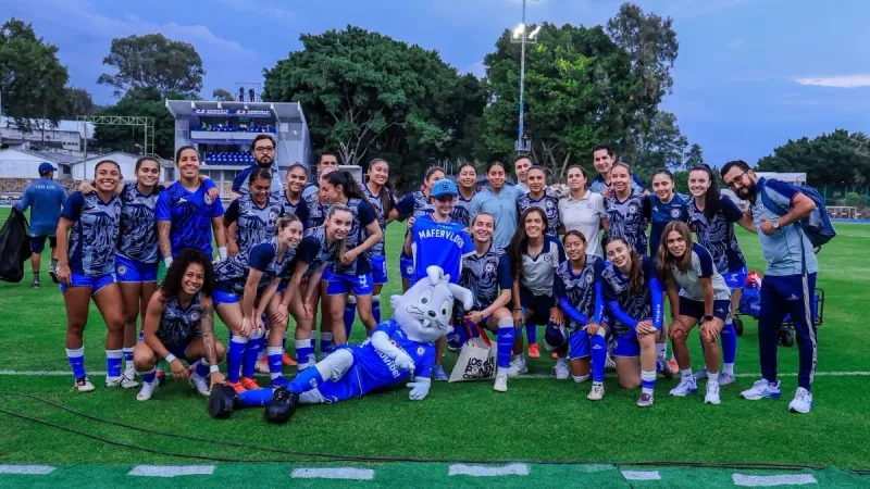 Cruz Azul denunciaría a youtubers por violencia hacia jugadoras del equipo femenil imagen del post