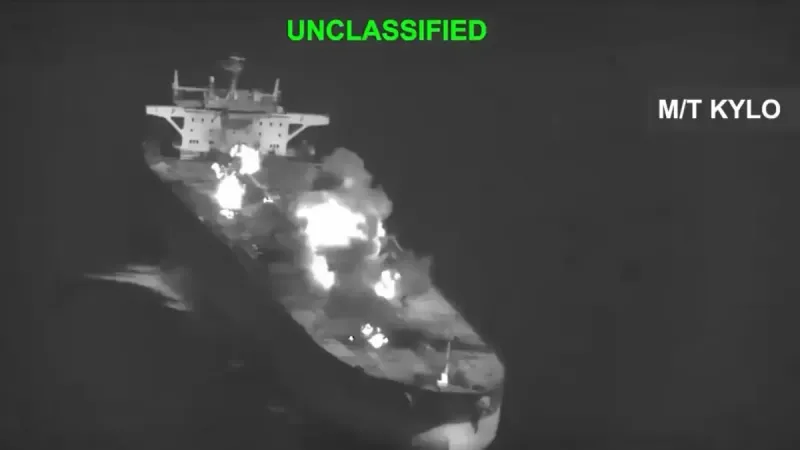 Estados Unidos destruye 3 embarcaciones petroleros de Irán imagen del post