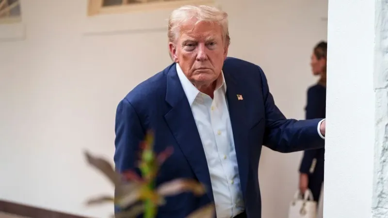 Trump presiona a Zelenski y Putin para cerrar un acuerdo de paz antes de fin de año imagen del post
