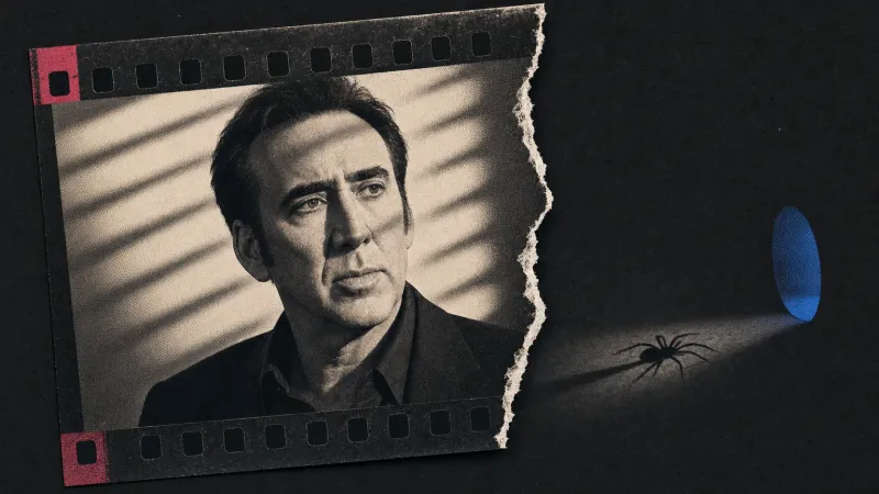Retrato editorial en blanco y negro de Nicolas Cage dentro de una tira de película rasgada, junto a la silueta de una araña que avanza hacia un óvalo azul.