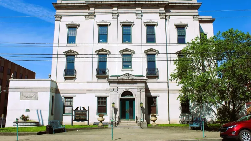 The First State Capitol building in Wheeling, West Virginia.