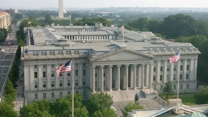 Fotografía del edificio del Tesoro de EE. UU. en Washington, DC.