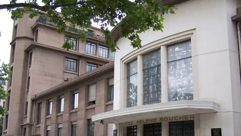 Vue du lycée Hélène-Boucher, cours de Vincennes à Paris 20e