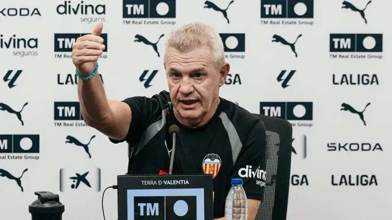 Javier Aguirre sobre la presión en el Valencia que no levanta: “No tenemos varitas mágicas” imagen del post