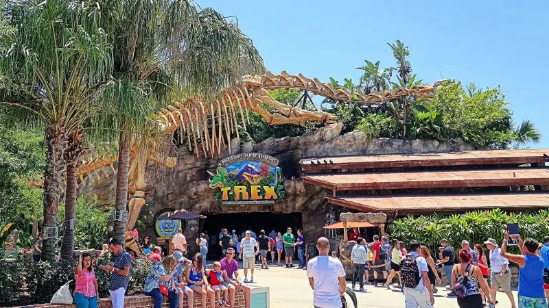 Disney Springs (27255527833)