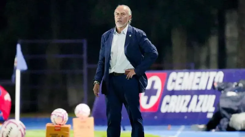 “Potro” Gutiérrez podría salir del Cruz Azul tras polémica por homenaje del América imagen del post