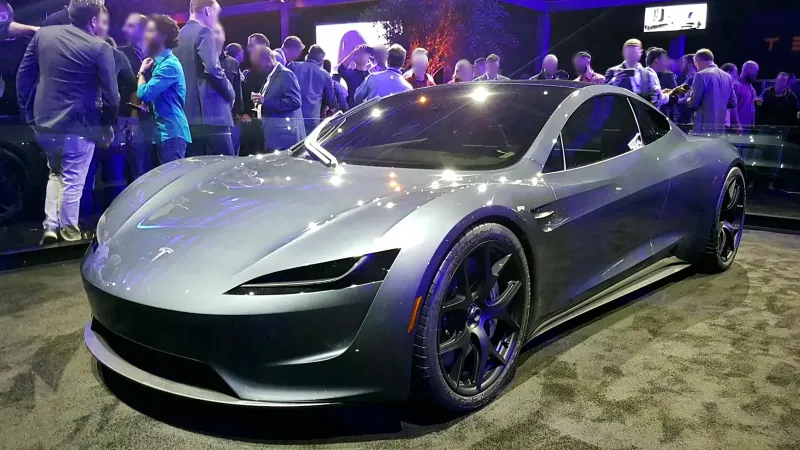 Prototipo Tesla Roadster 2020 en el evento de lanzamiento en noviembre de 2017