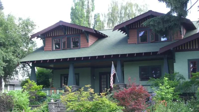 Una casa en el distrito histórico del barrio de Drake Park, Bend, Oregon, Estados Unidos.